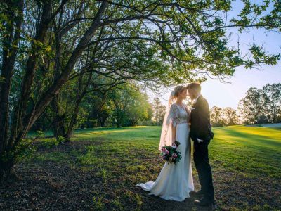 Brisbane-Wedding-Venues-Emily-Warren-Reception-Bride-Groom-Golf-Course-BGC-Tennysons-Garden